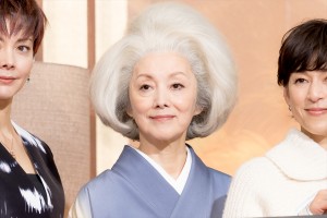 夏木マリ、ドラマ『プライベートバンカー』記者会見に登場