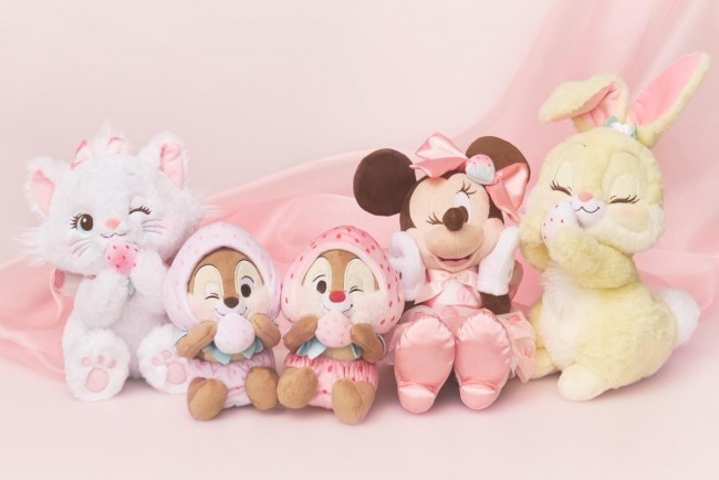 「ディズニーストア」春の新作コレクション発売！　マリー×白いちごのトートバッグなど展開