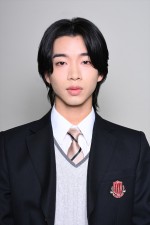 日曜劇場『御上先生』に安西淳平役で出演する森愁斗