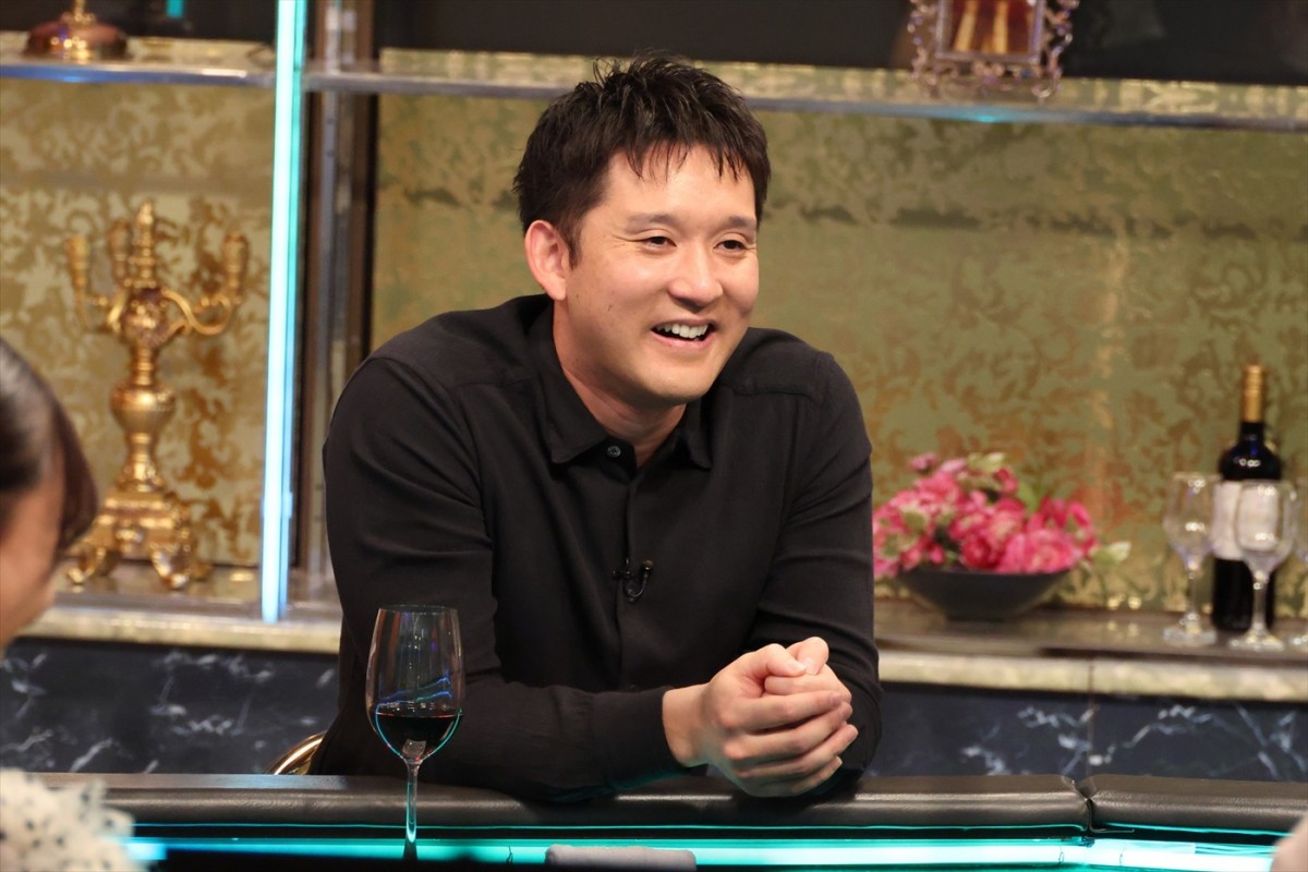 令和ロマン・くるま、杉谷拳士らがこだわりのお菓子の食べ方を明かす！　あすの『酒のツマミになる話』