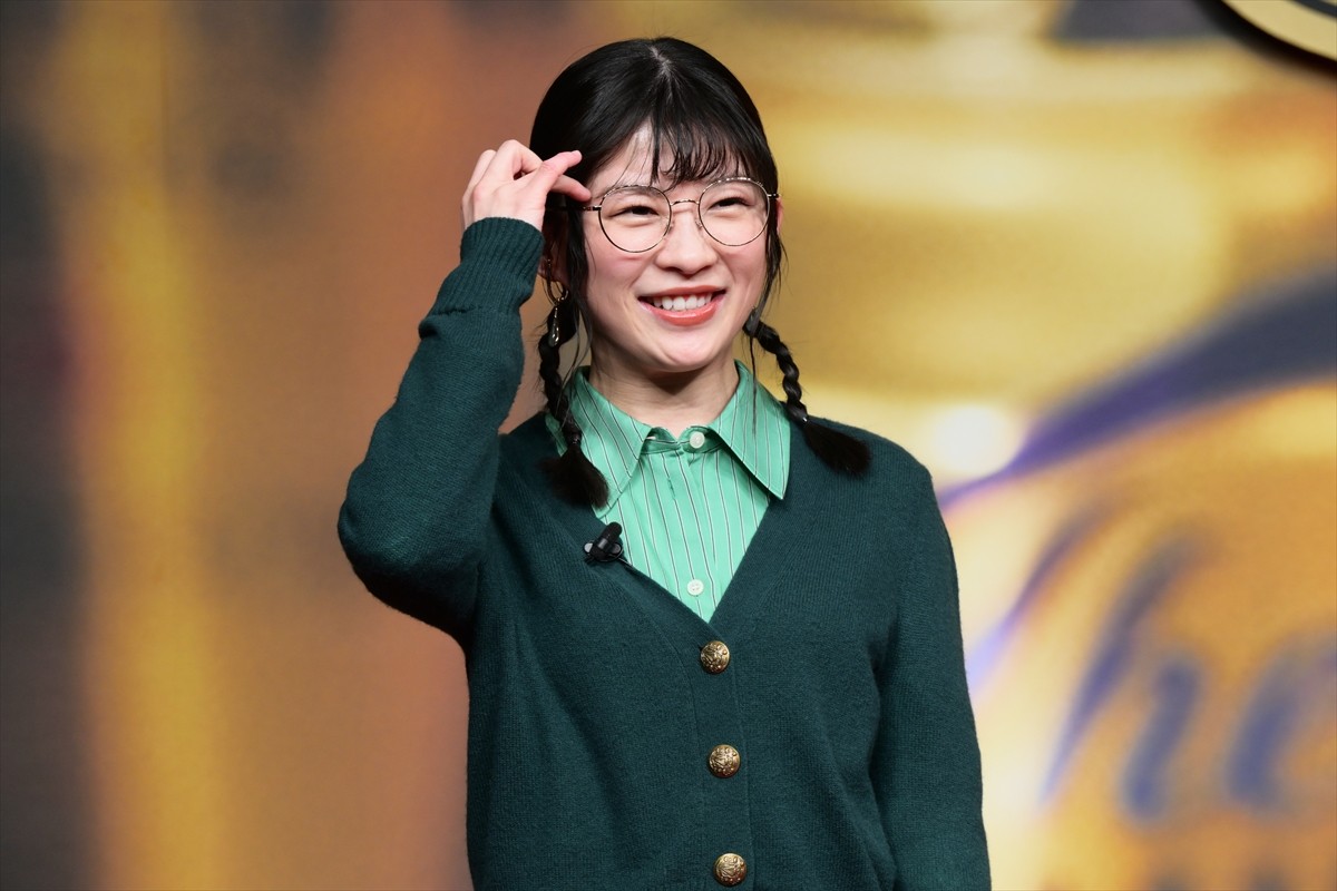 広瀬すず、大人になった“まる子”役を演じ笑顔「地元が一緒なので」