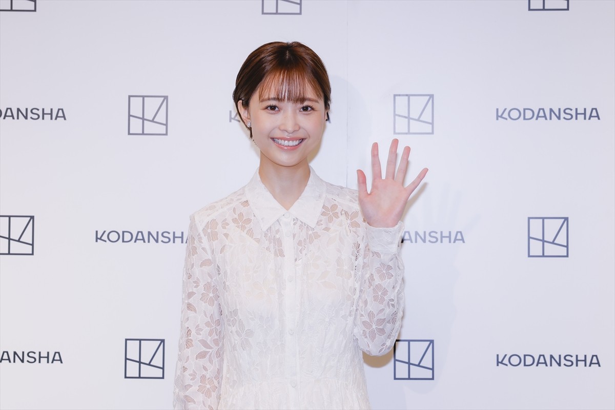 「涙がとまらなかった」に自分自身が救われた気持ちになった　渡邊渚フォトエッセイ「透明を満たす」発売記念イベント