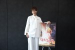 劇場アニメ『ベルサイユのばら』彩風咲奈インタビューショット