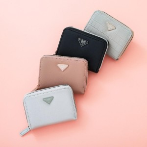 ローソン“やみつきサイフ”に新色登場！　春らしいピンクやシルバーなど4種展開