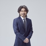 『サタデーLIVE ニュース ジグザグ』でナビゲーターを務める小澤征悦