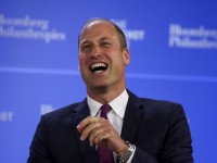 ウィリアム皇太子がサッカーのレフェリーに挑戦！多様なバックグラウンドを持つ審判員育成に取り組む