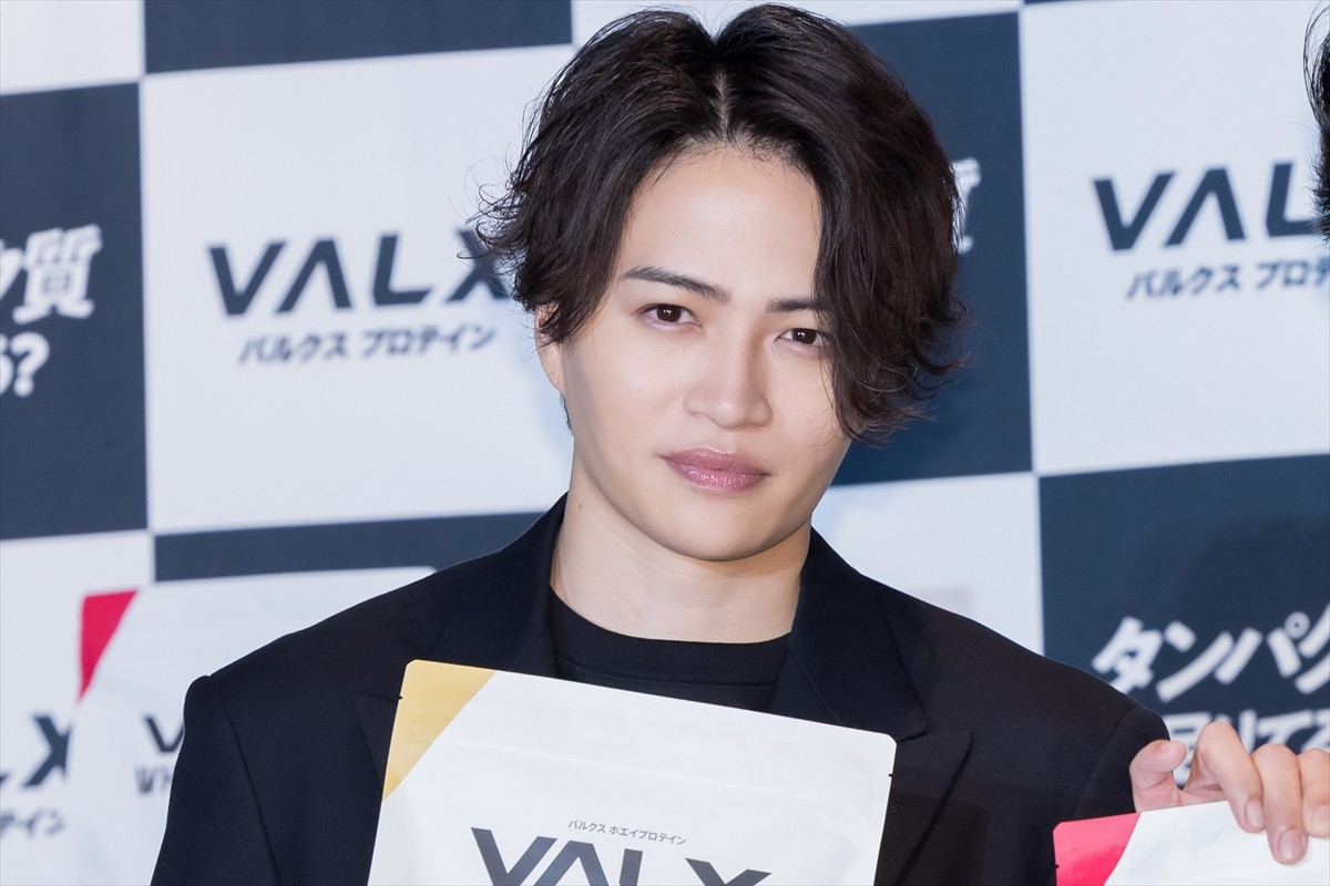 timelesz・菊池風磨、プロテインブランド「VALX(バルクス)」アンバサダー就任式に登場