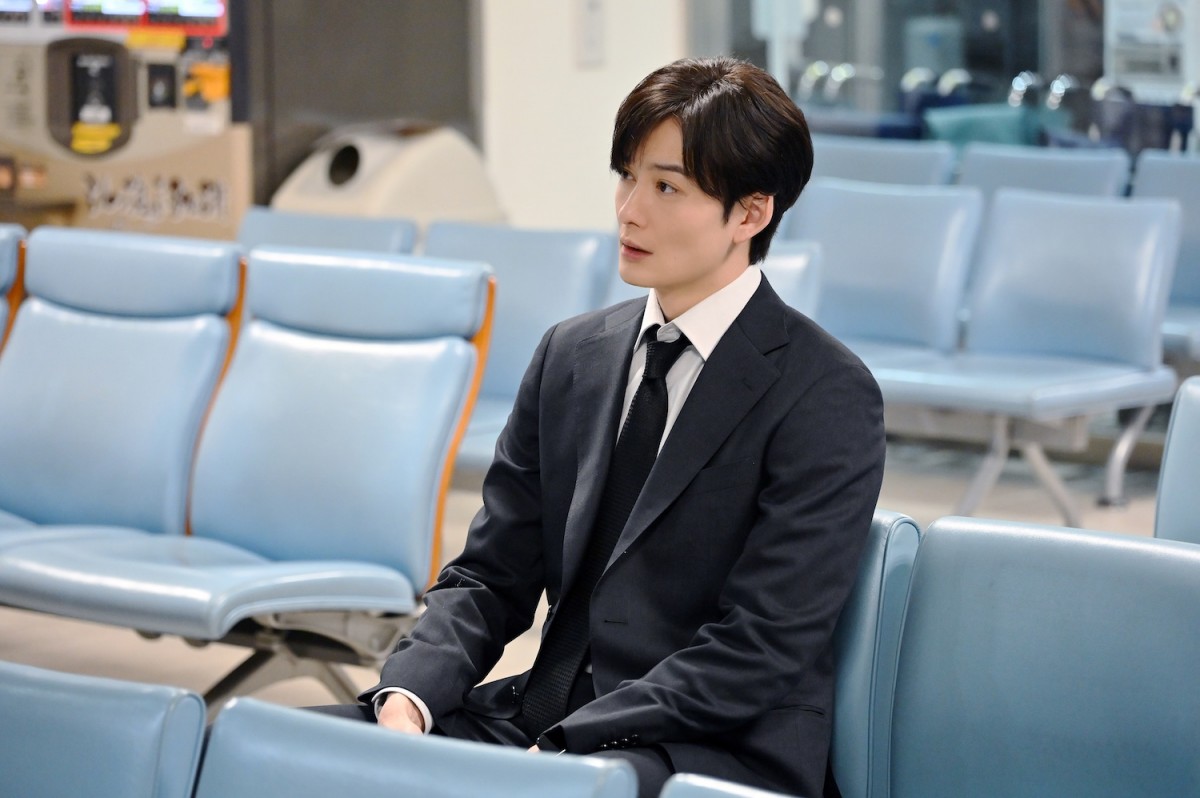 『御上先生』“御上”松坂桃李、万引きした生徒の目の前で“爆買い”　称賛続々「男前」「ボロボロ涙出た」