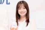 橋本環奈、花王「ビオレザボディ新商品CM発表会」に登場