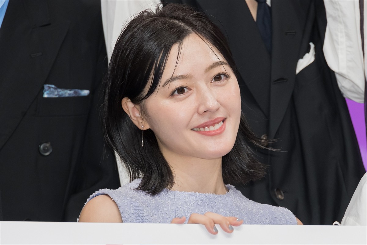 山崎紘菜「“山崎さんって気付かなかった”というのが一番の褒め言葉」　俳優業の理想を語る