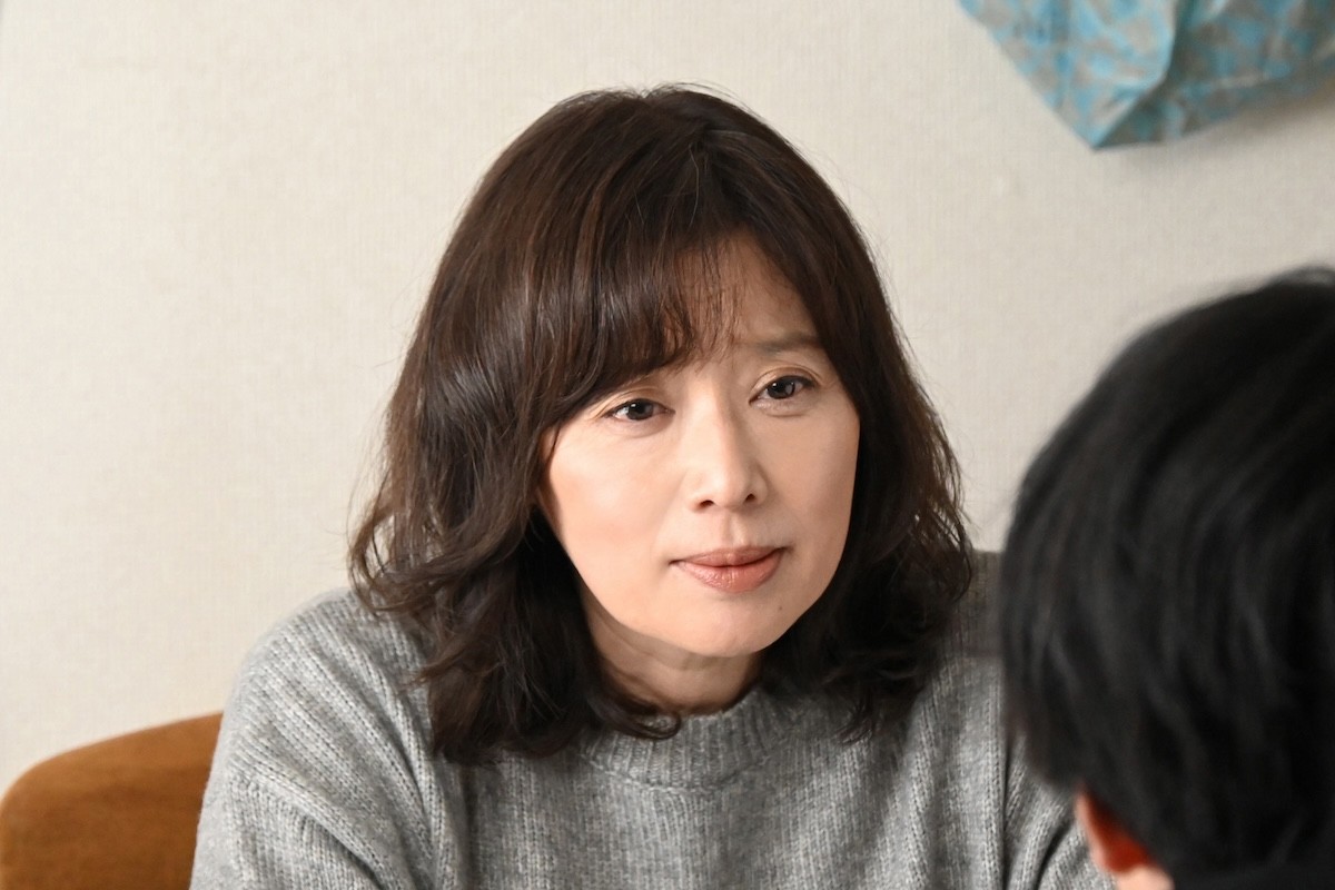 『相続探偵』第8話　“灰江”赤楚衛ニ、大学教授の隠し子の可能性がある青年“正樹”小林虎之介と対面