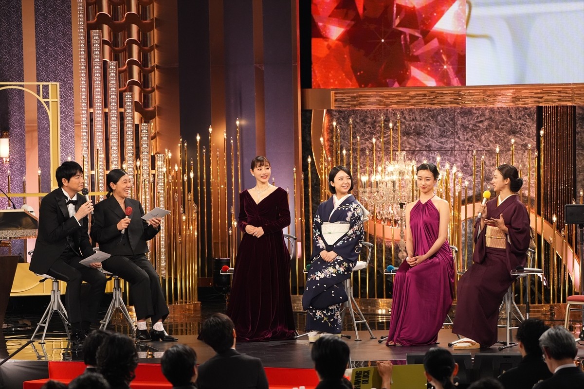 ＜第48回日本アカデミー賞＞河合優実、最優秀主演女優賞を初受賞「映画という世界に足を踏み入れて本当に良かった」
