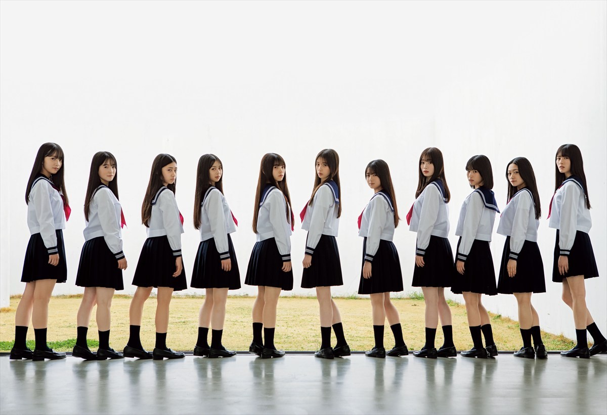 「週刊ヤングジャンプ」(集英社)19号より「乃木坂46」6期生たち