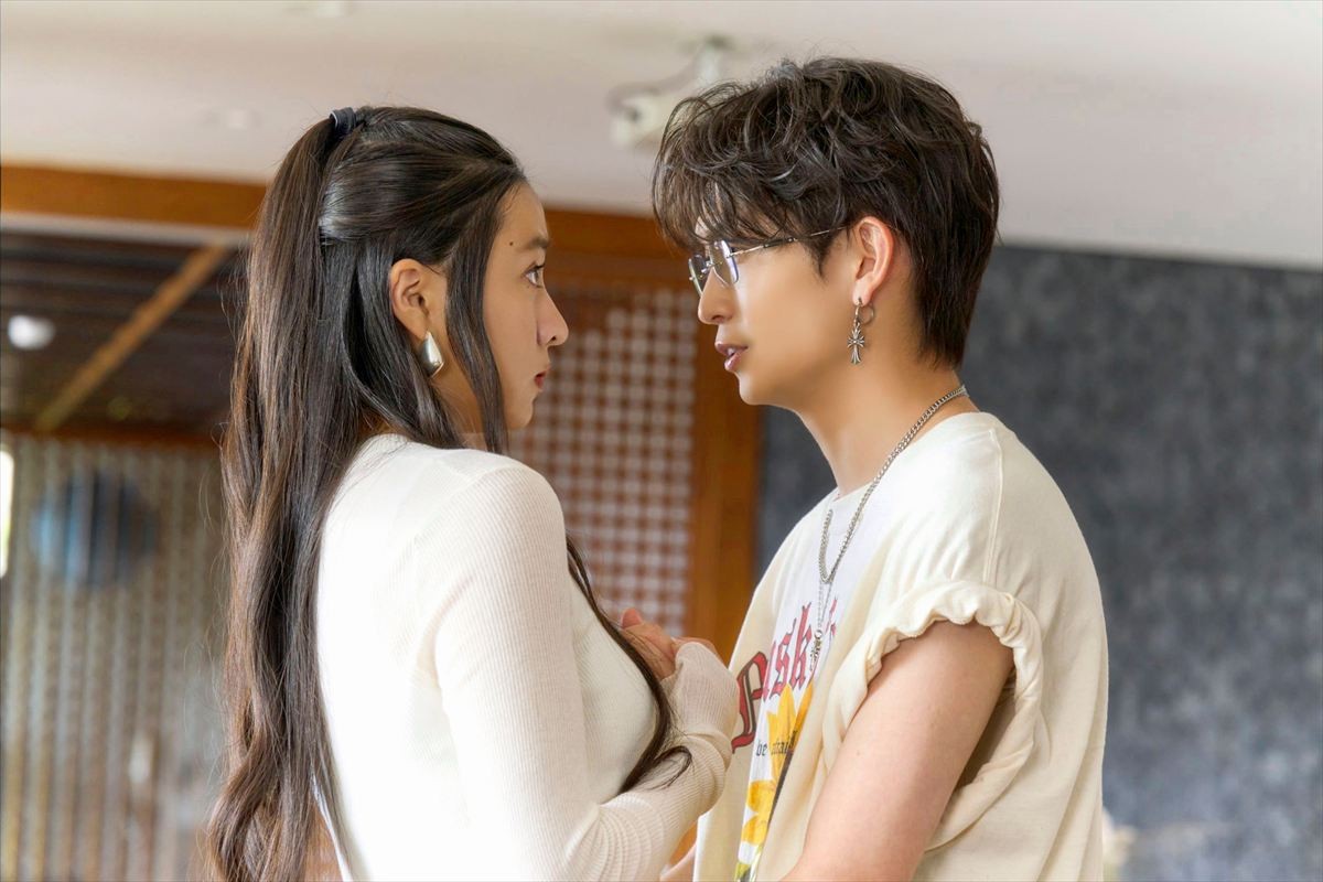 Koki，主演『女神降臨』、“柵ドン”ショット＆ベッドに押し倒される急接近シーンまで！　＜After プロポーズ編＞場面写真一挙解禁
