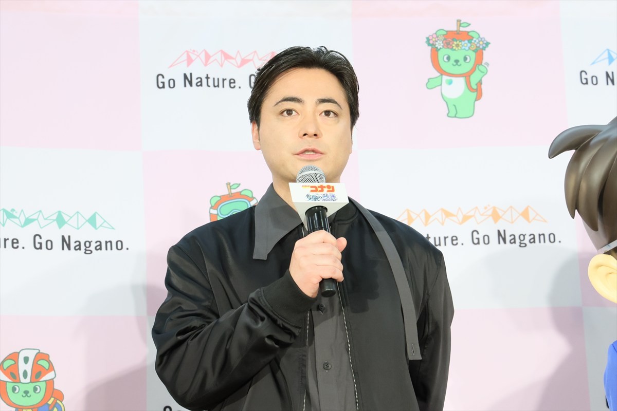 劇場版『名探偵コナン』山田孝之＆山下美月、コナンと長野へ　長野県警や国立天文台野辺山を訪問