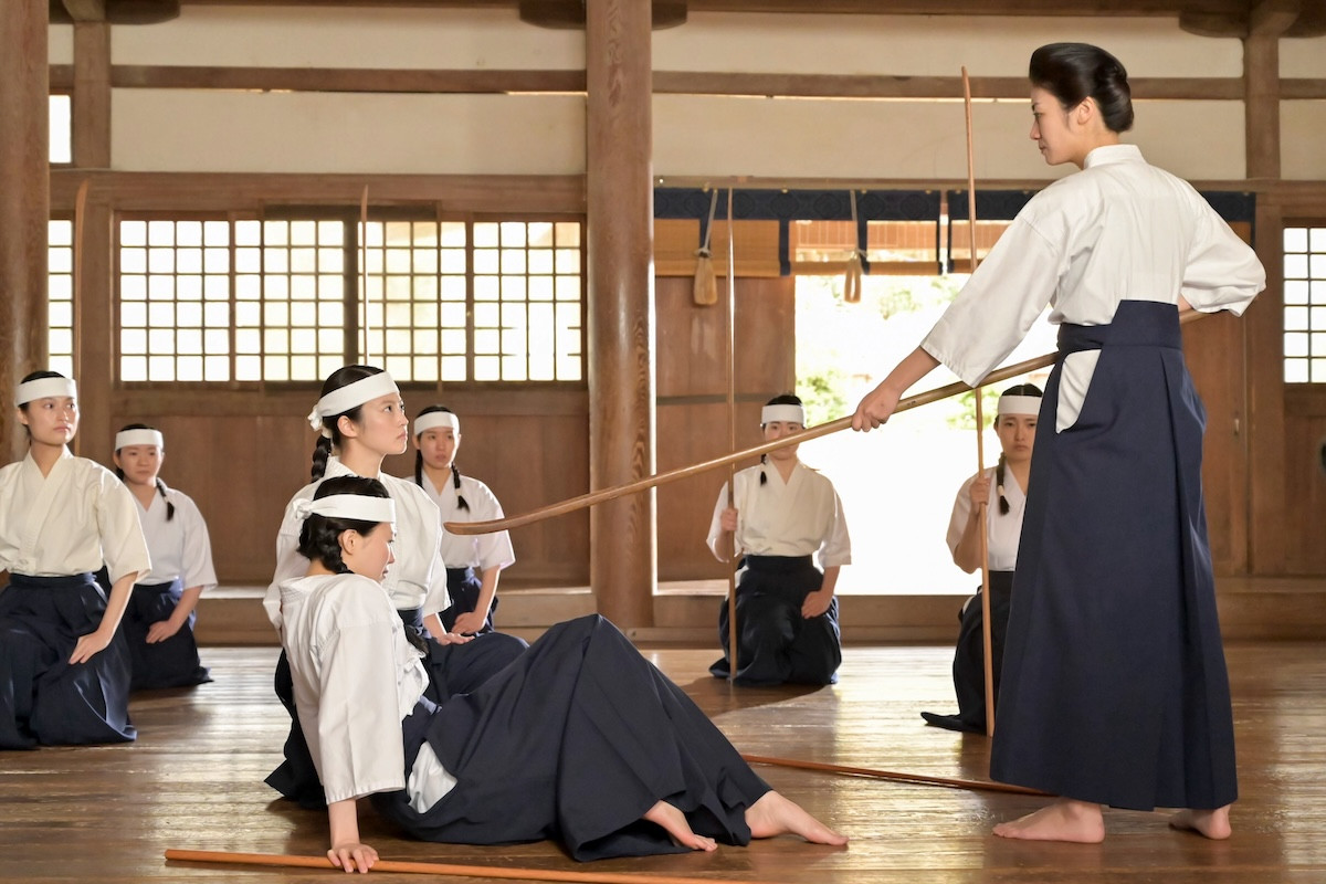 明日の『あんぱん』“のぶ”今田美桜、授業中に教師”黒井”瀧内公美と対峙
