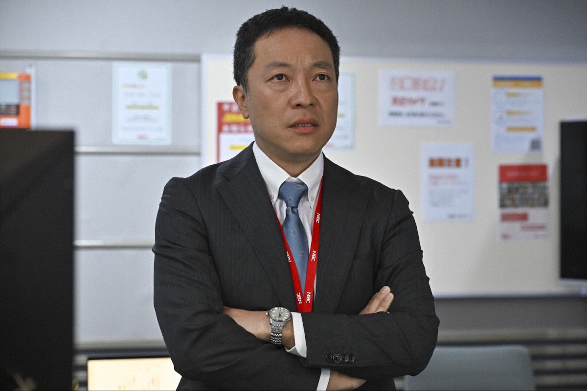 『キャスター』第2話　“進藤”阿部寛、オンラインスポーツ賭博の闇に迫る