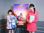映画『リロ＆スティッチ』日本版声優の（左から）永尾柚乃、MOMONA