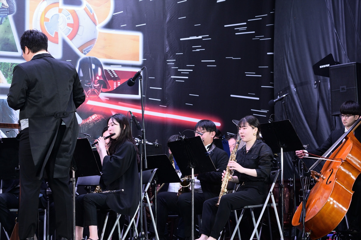 Hey! Say! JUMP・中島裕翔、「スター・ウォーズ」への愛が溢れる「天体ショー並みの周期ですよ！」