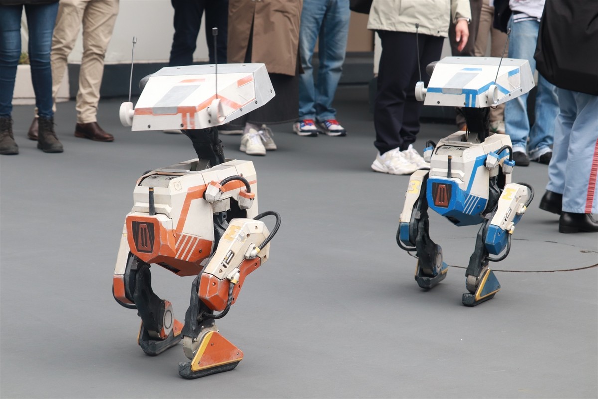 20250407_東京ディズニーランドにドロイド「BDX」が新登場！