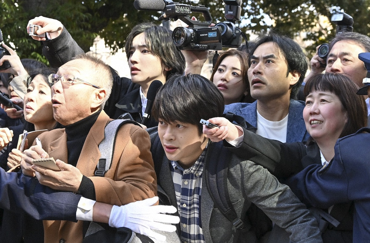 『キャスター』第3話　“進藤”阿部寛、万能細胞を発見した“篠宮”のんをインタビューも大騒動へ発展