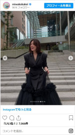 筧美和子の美しすぎるドレス姿　※「筧美和子」インスタグラム