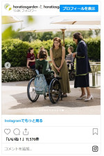 ユージェニー王女、側弯症の手術痕を恥じていたものの母の一声で救われた※「Princess Eugenie」インスタグラム