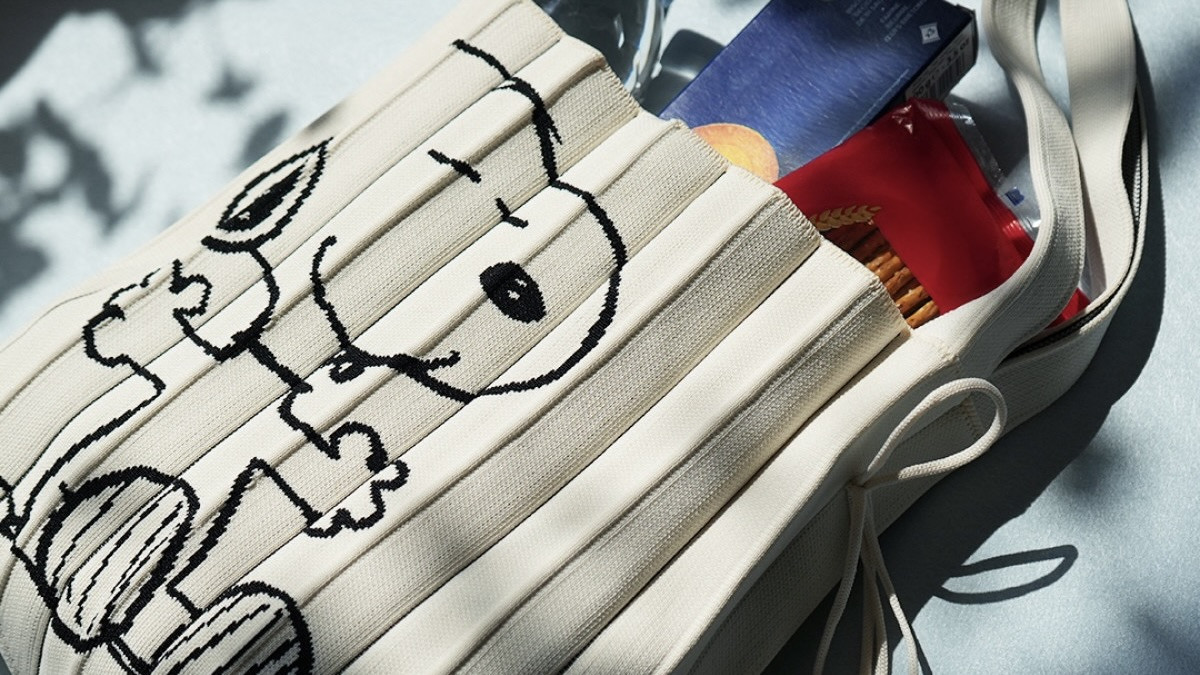 PEANUTS』韓国人気ブランドとコラボ！ スヌーピーの“ニットバッグ”数量 
