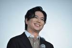 『MIRRORLIAR FILMS Season7』完成披露舞台あいさつに登壇した加藤シゲアキ