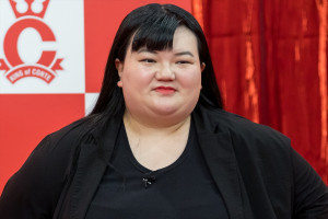 オダウエダ・植田紫帆、『キングオブコント2025』エントリー表明会見に登場