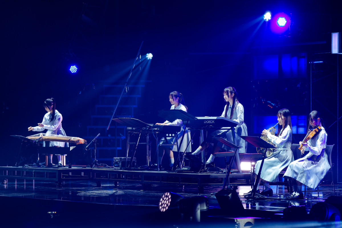 日向坂46五期生「おもてなし会」　特技披露から人気曲ライブ、お見送りまで多彩なステージ