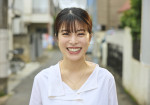 ドラマ『こんばんは、朝山家です。』に出演するさとうほなみ