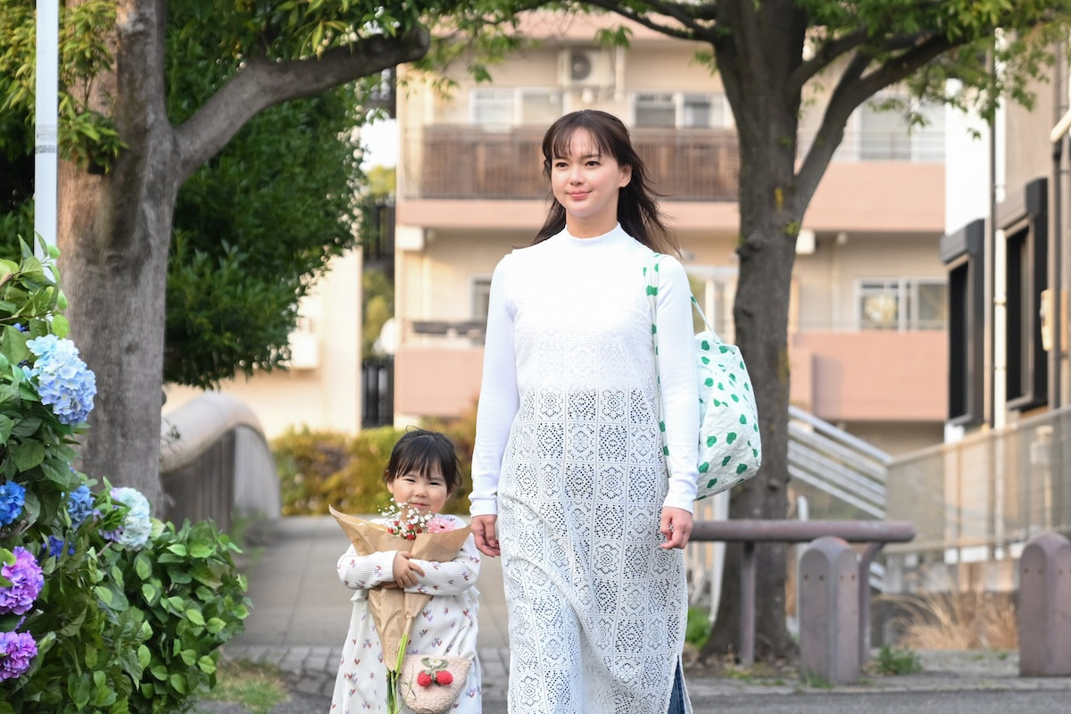 『対岸の家事』“詩穂”多部未華子、“坂上”田中美佐子の言葉に涙　視聴者も共感「まじで号泣」「胸がギュってなる」