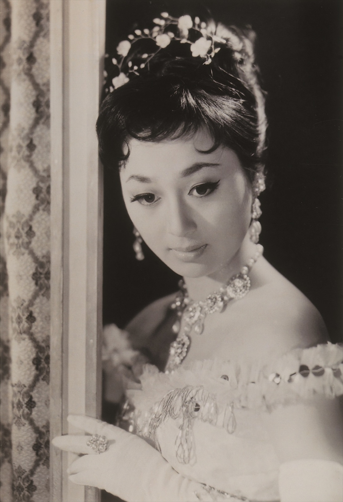 浜木綿子、90歳を前に初の書籍リリース　息子・市川中車、孫・市川團子ら関係者の証言も収録