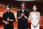映画『夏の砂の上』、第27回上海国際映画祭・審査員特別賞受賞！　授賞式の様子