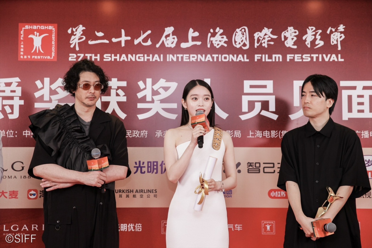 高石あかり「自分の俳優人生にとってすごく大切な作品」　映画『夏の砂の上』が上海国際映画祭・審査員特別賞受賞！