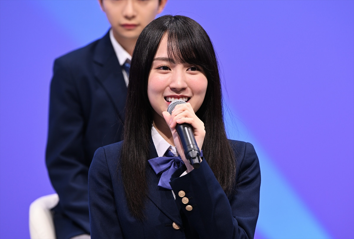 乃木坂46・賀喜遥⾹＆筒井あやめ、制服姿で登場　W主演ドラマで青春を感じる