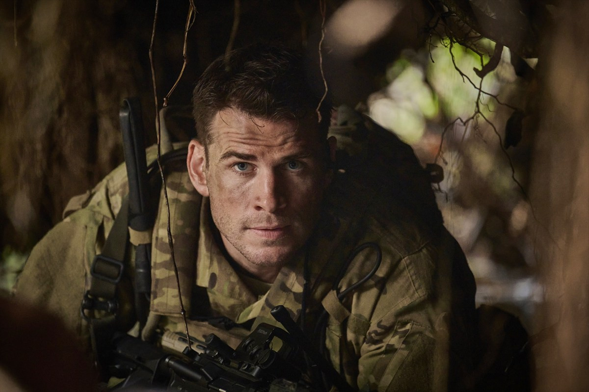 ラッセル・クロウ×リアム・ヘムズワースW主演『ランド・オブ・バッド』特報＆ポスター＆場面写真解禁