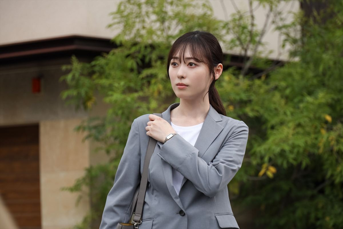 福原遥＆林遣都のバディカットも『明日はもっと、いい日になる』ポスター＆場面写真解禁