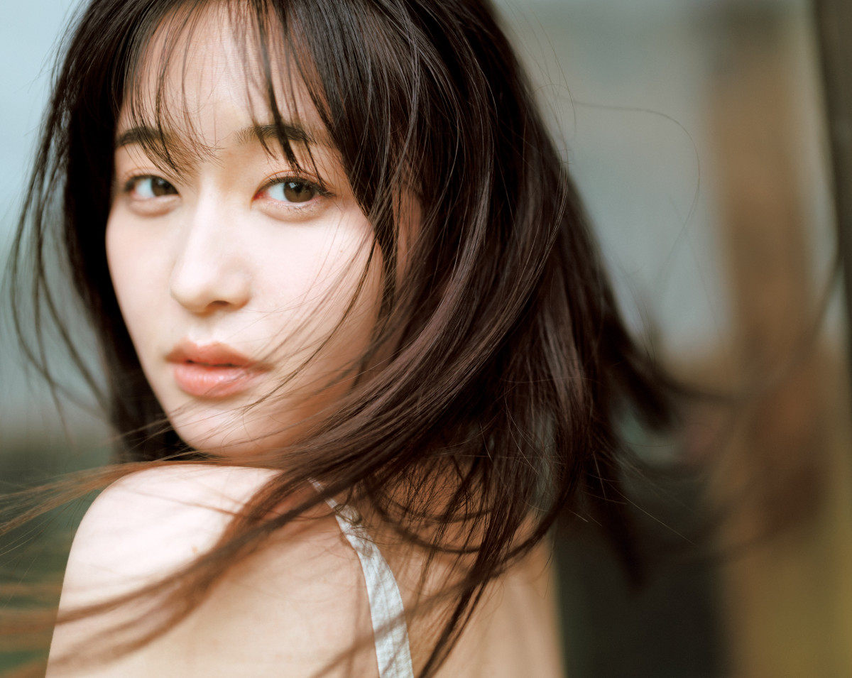 乃木坂46期待の6期生メンバーに「美少女図鑑」8冠の逸材、令和“最強”ボディも登場