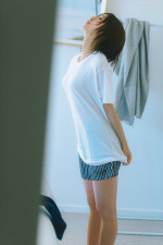 日向坂46・富田鈴花 1st写真集より