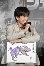 岩田剛典、『ジュラシック・ワールド／復活の大地』日本語吹替キャスト「ジュラシック」シリーズ新章始動イベントに登場