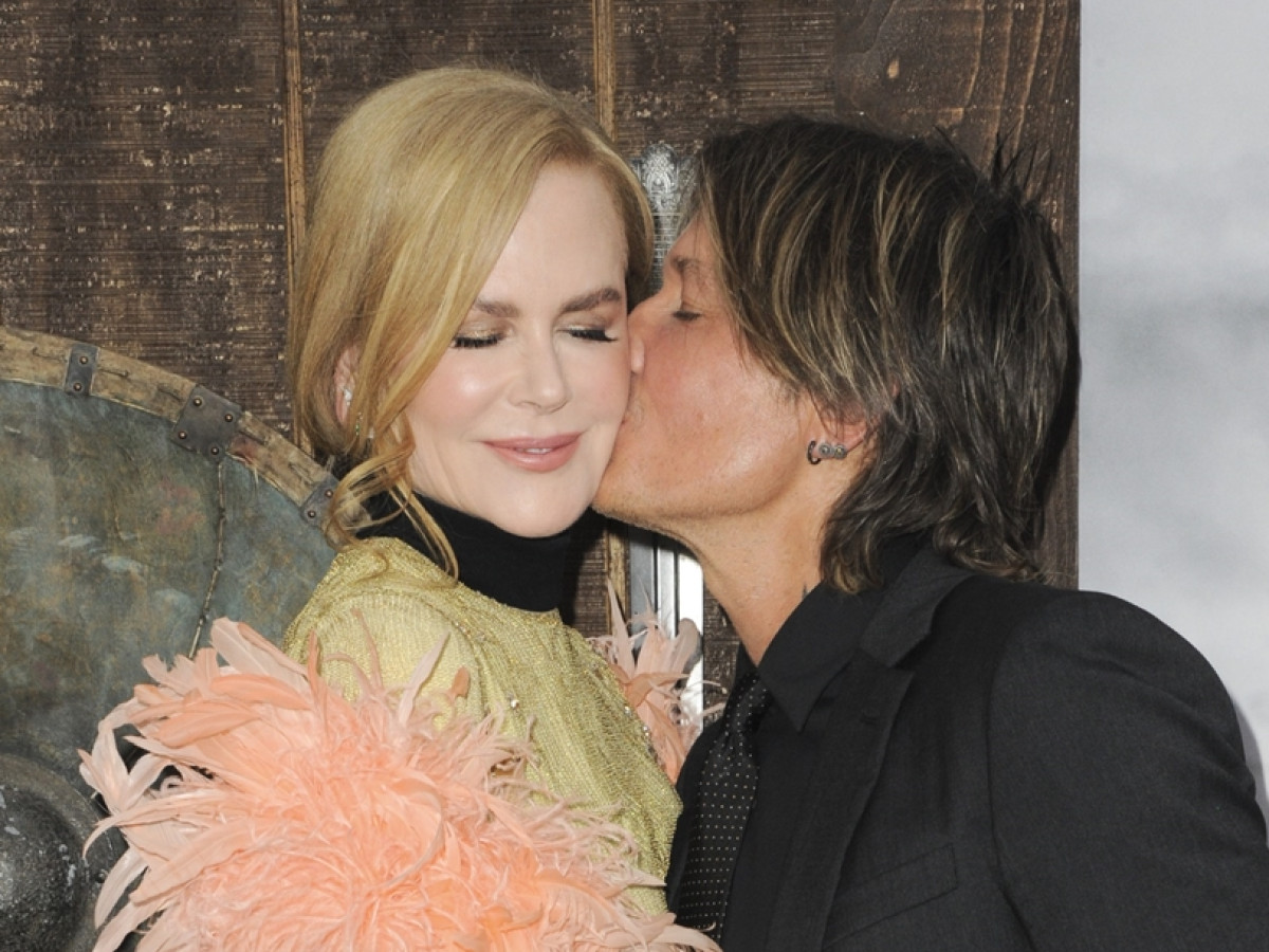 キース・アーバン、妻ニコール・キッドマンのラブシーンについて聞かれインタビューを即終了