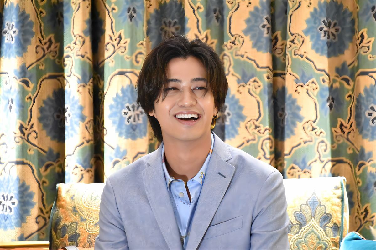 キンプリ高橋海人「本業はアイドルですが」ミラノのラグジュアリーブランドアンバサダーとして気合