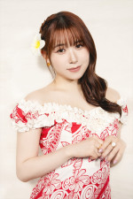 ME:I・MOMONA