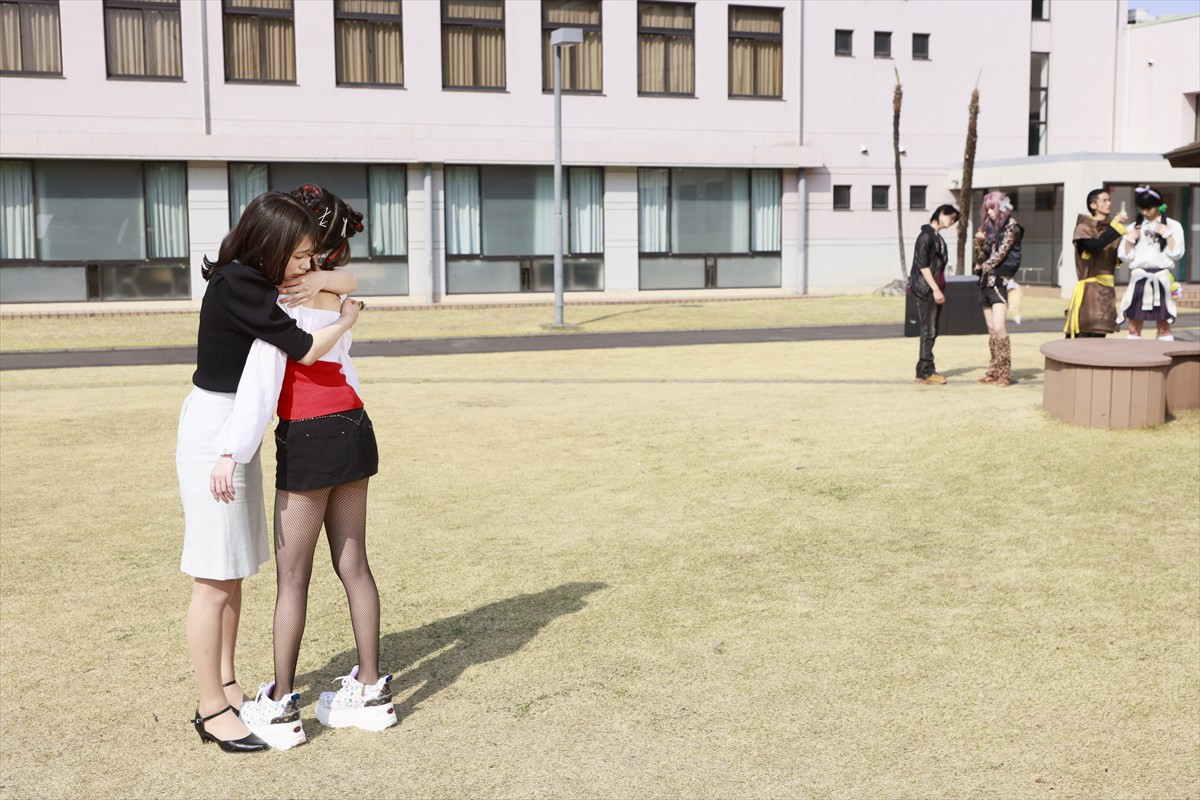 『ナンバーワン戦隊ゴジュウジャー』第20話「ギャルに真剣！ 緒乙はキャラ変!?」、ギャル姫シンケンレッド参る