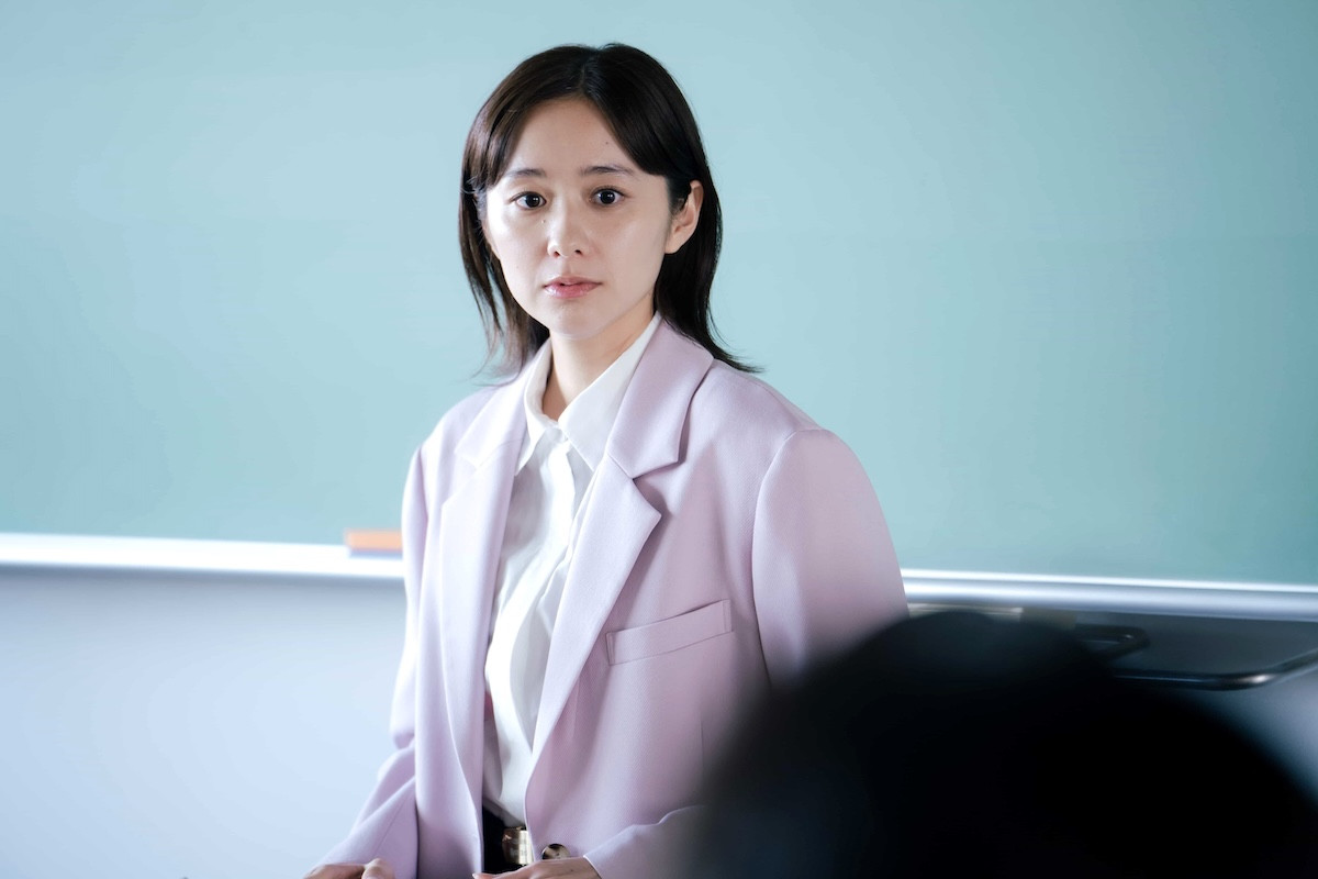 『僕達はまだその星の校則を知らない』第2話　“健治”磯村勇斗、恋人に振られた生徒の訴えに法的な解決を試みる
