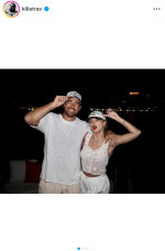 トラビス・ケルシー、テイラー・スウィフトとのプライベート写真を初公開！※「Travis Kelce」インスタグラム