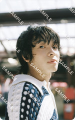 imase 1st photo book『you ＆ me』タワーレコードオンライン限定の予約特典、クレカサイズのフォトカード