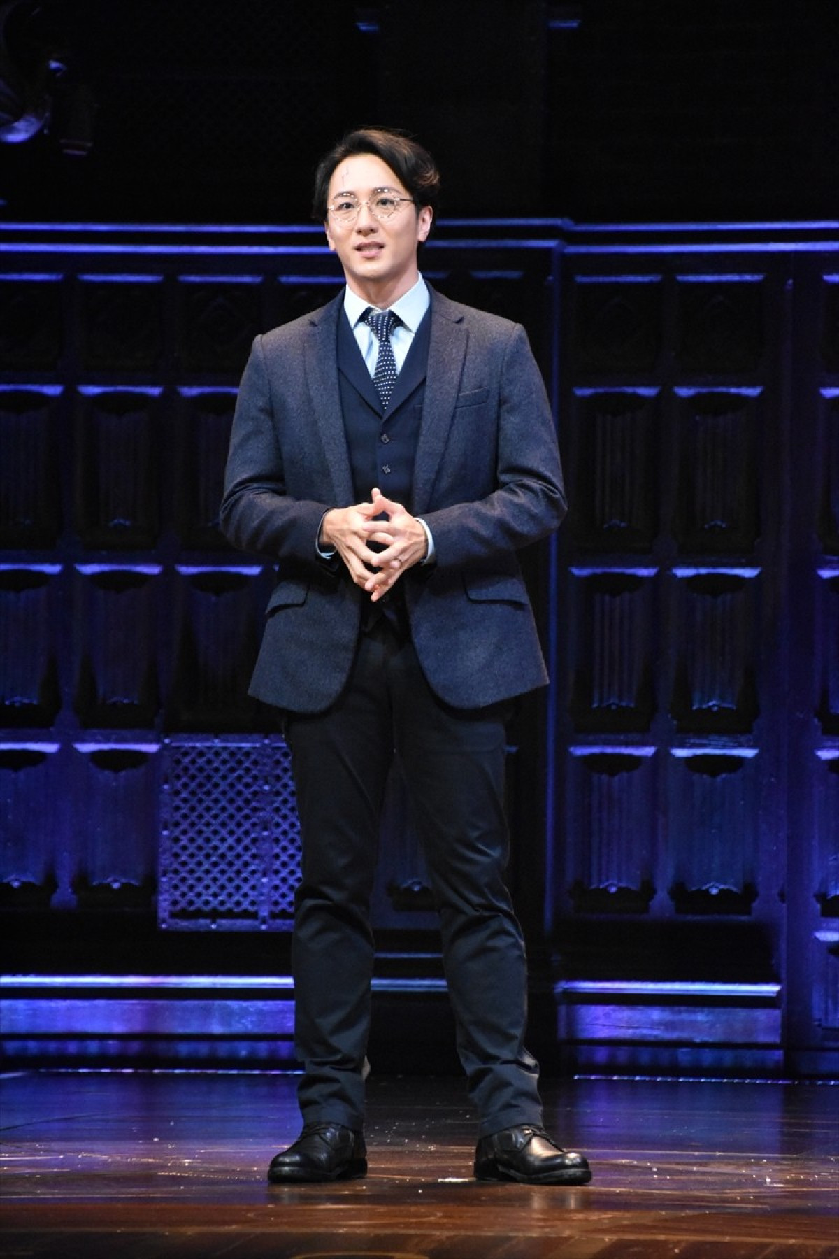稲垣吾郎、初の魔法使い役は「魔法の修行に苦労」　『ハリー・ポッターと呪いの子』開幕！